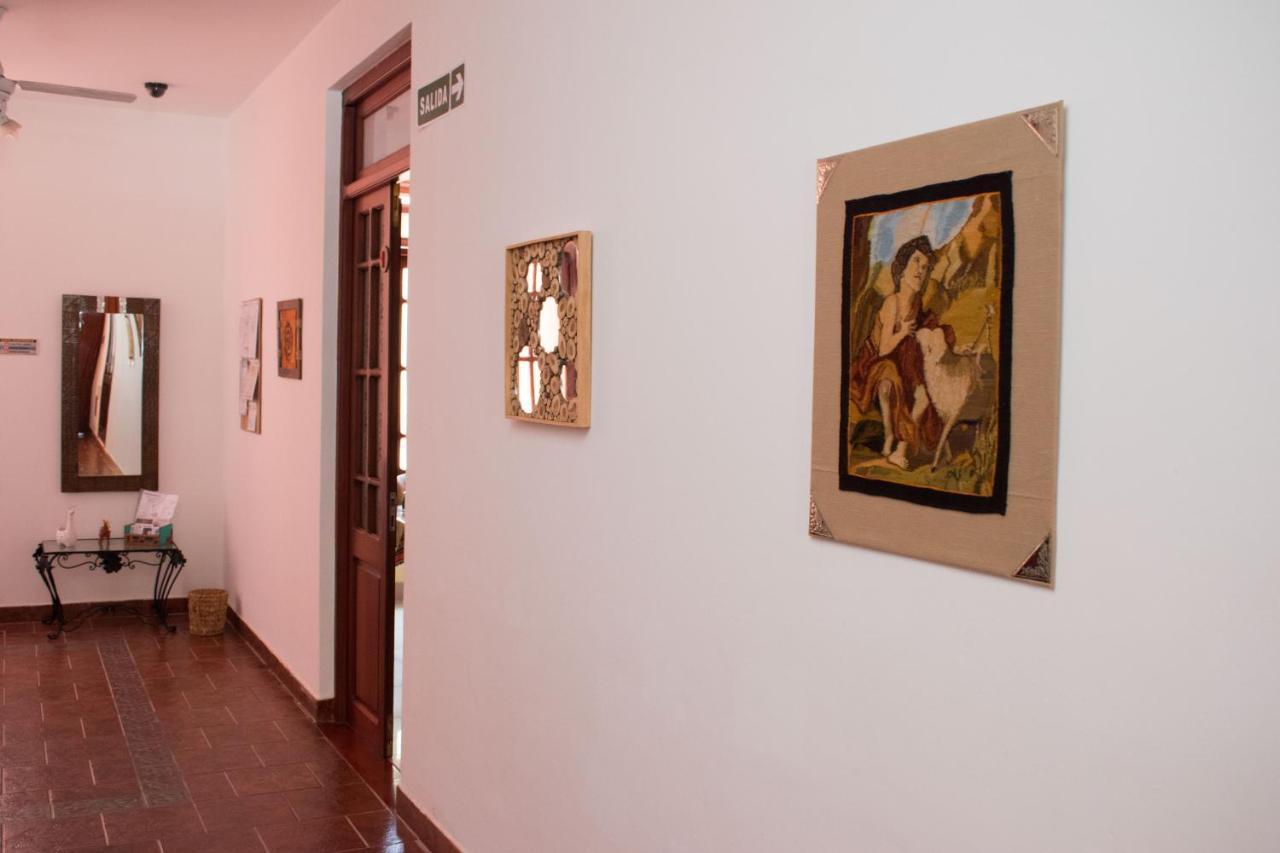 Hostal Virgen Del Rosario Cafayate Exterior photo